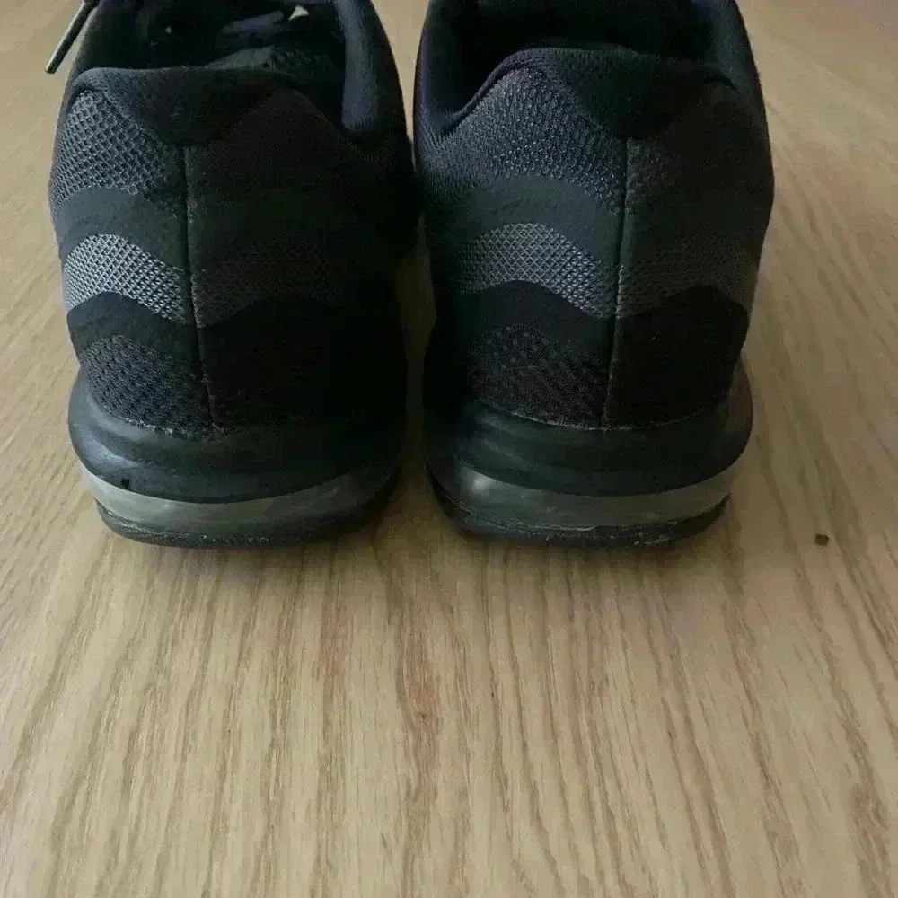 Nike ▪️preowned good